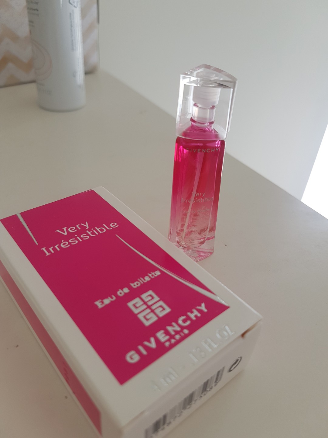 Givenchy Very Irresistible Perfume Sample Size Health Beauty