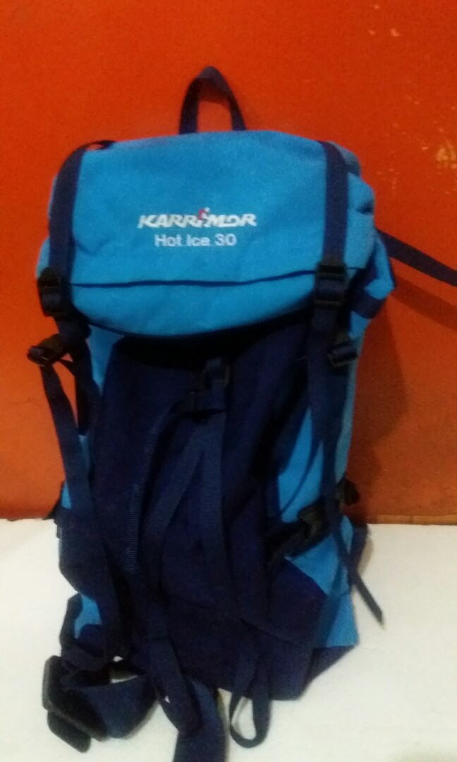 KARRIMOR HOT ICE 30 UK, Men's Fashion, Bags, Belt bags, Clutches and