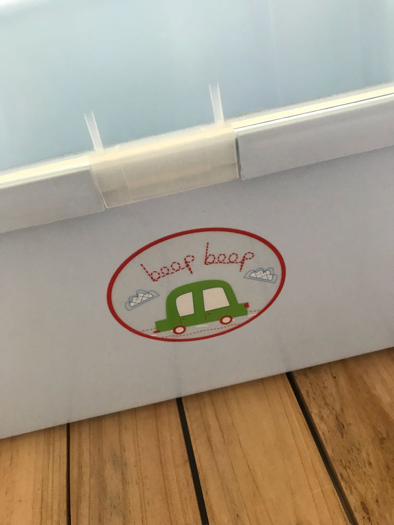 Mothercare Beep Beep Bath Box (Category: Other Baby Bathing & Changing Needs) located in Lipa City. Submitted by lifestyled (Listing ID 171492126, Image 2). Description: Seldom used Mothercare Baby Bath box Great for organizing baby stuff Perfect for travelling 8/10 condition 💯 Authentic.
