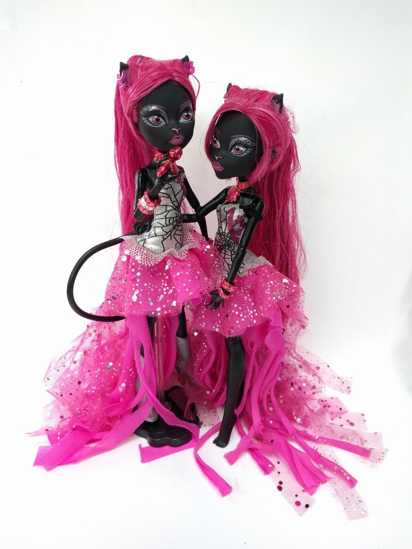 kitty noir monster high doll