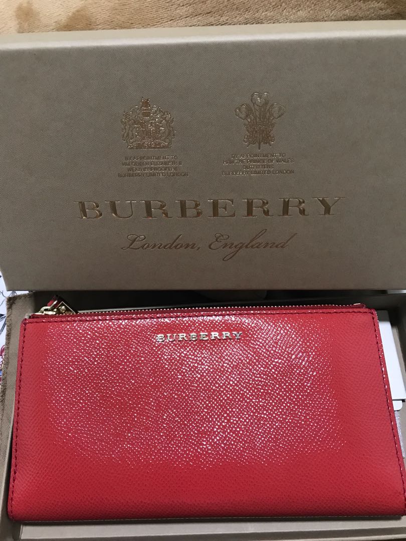 burberry gloves pink