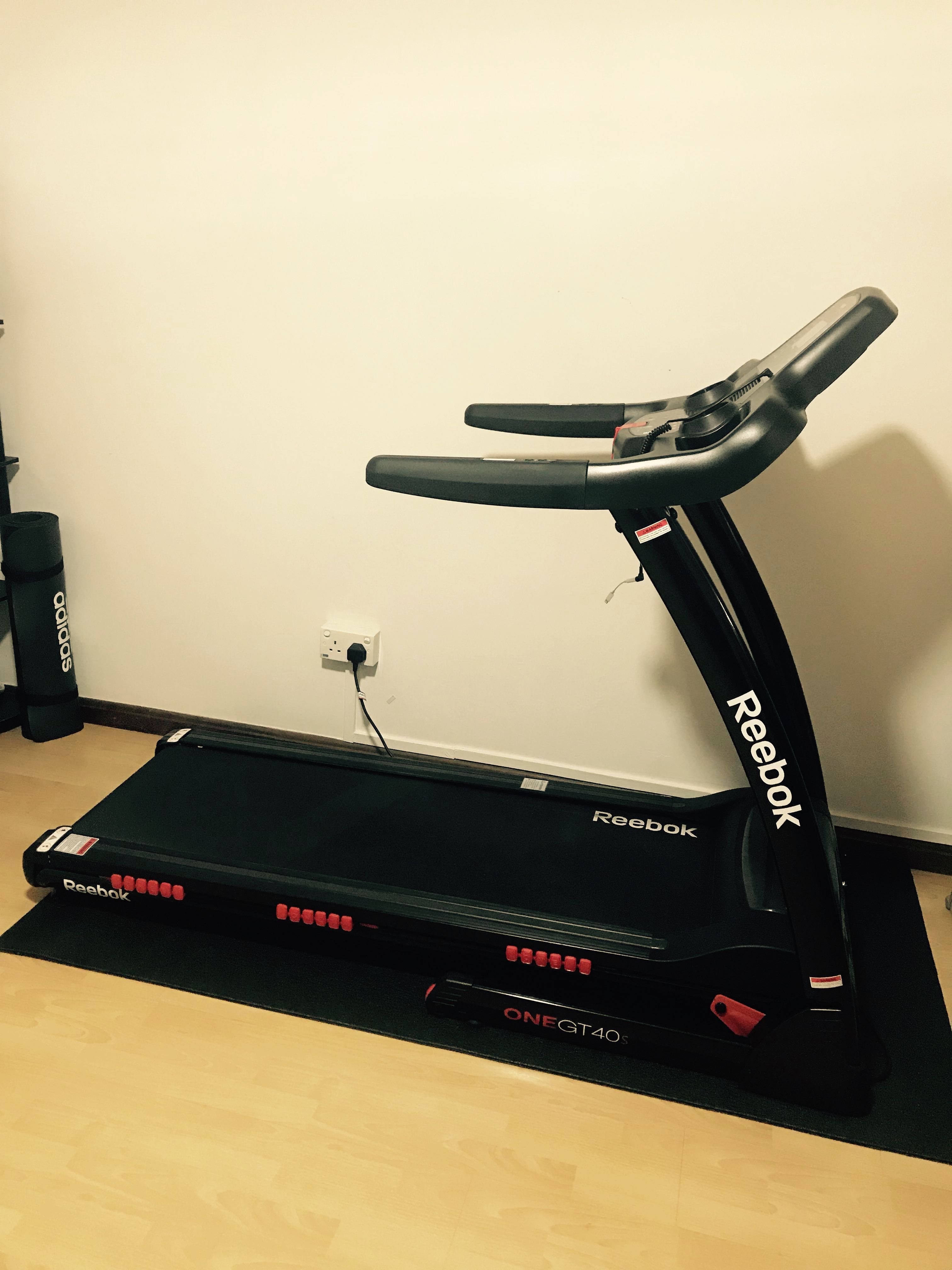 reebok one gt40 treadmill