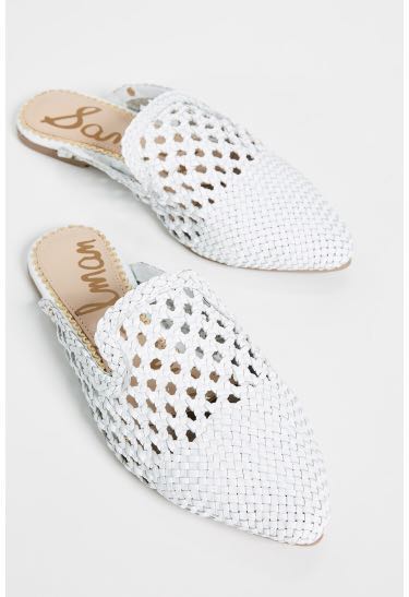 Navya sam edelman store