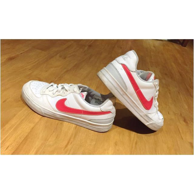 nike trainers with red tick