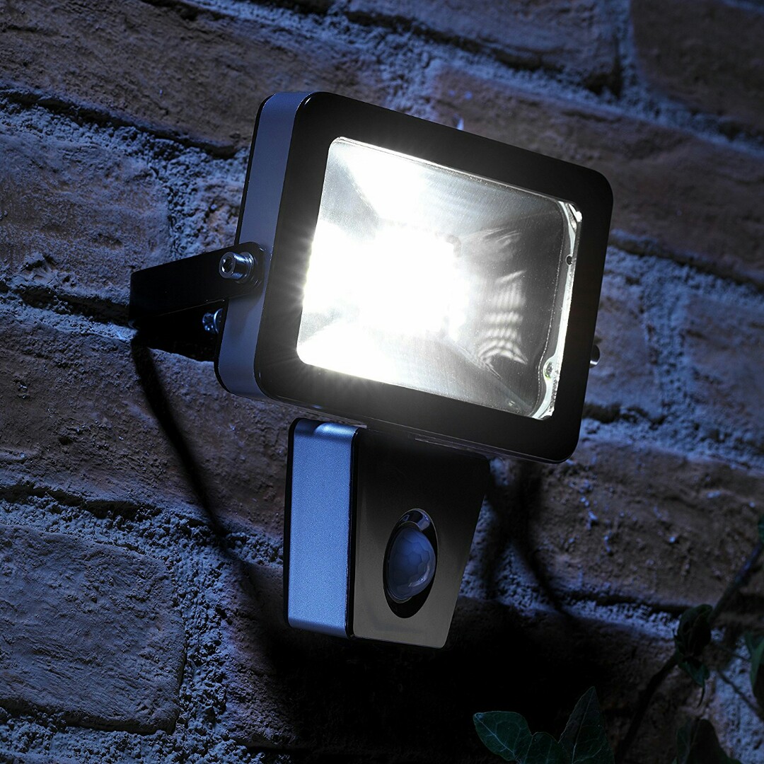 Auraglow 10w Led Low Energy Motion Activated Pir Sensor Security Auraglow 10w Led Low Energy Motion