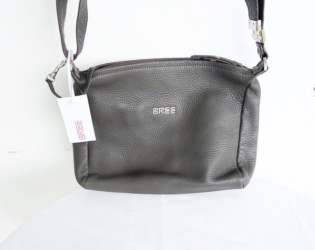 Bree sling bag deals