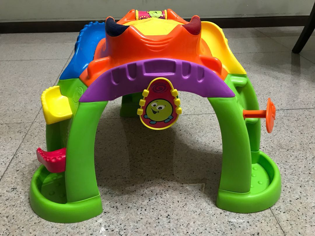 toys to encourage pulling up