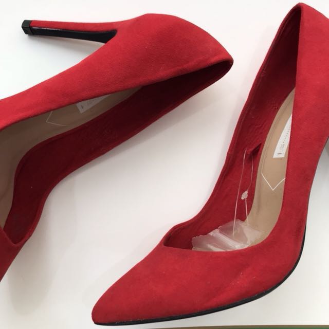 bershka red heels