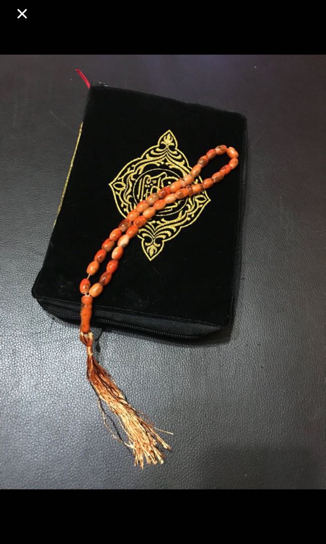 Foto Al Quran Dan Tasbih - Gambar Islami