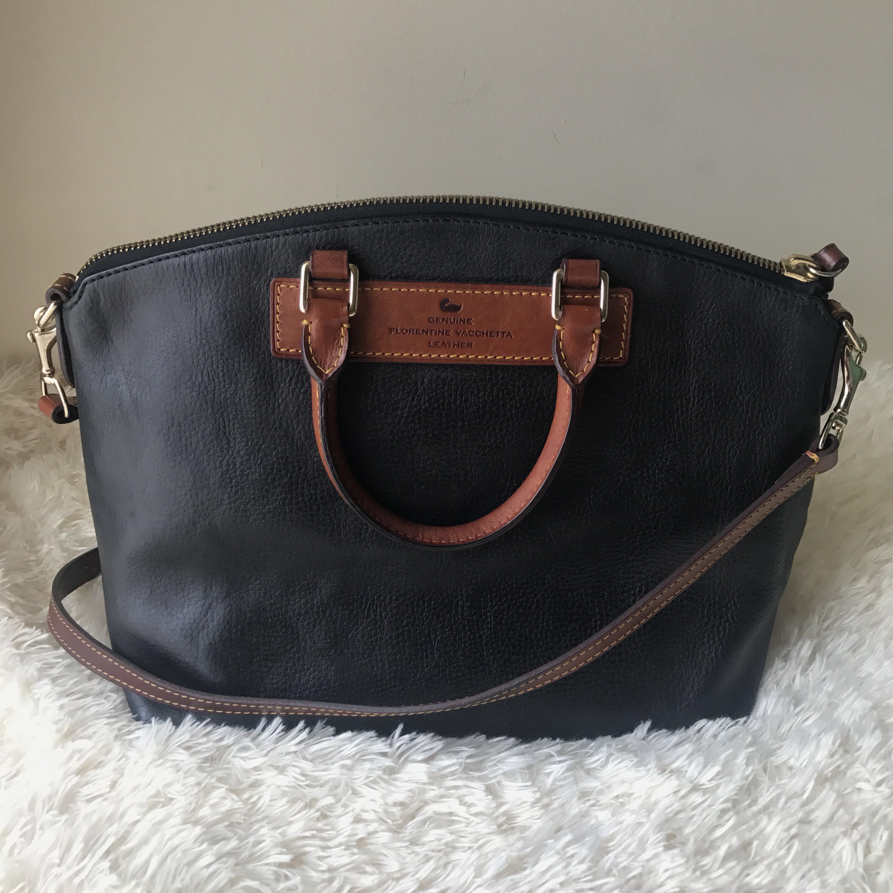 Dooney and discount bourke vachetta leather