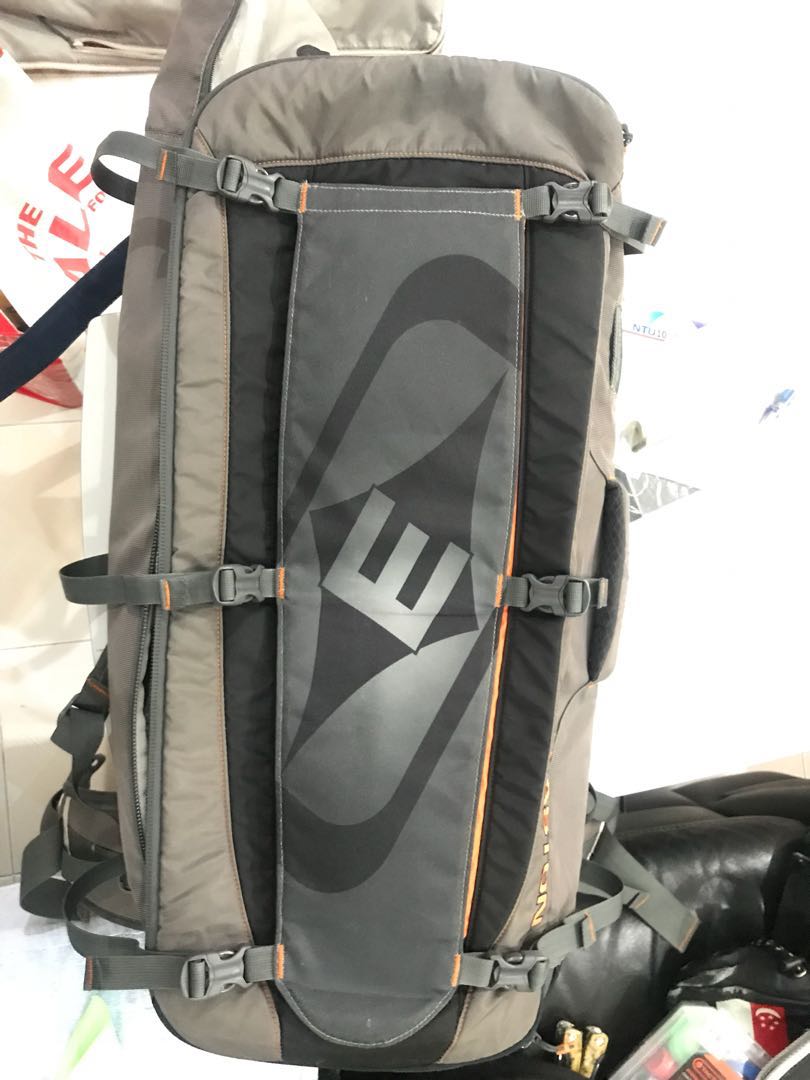 easton archery backpack