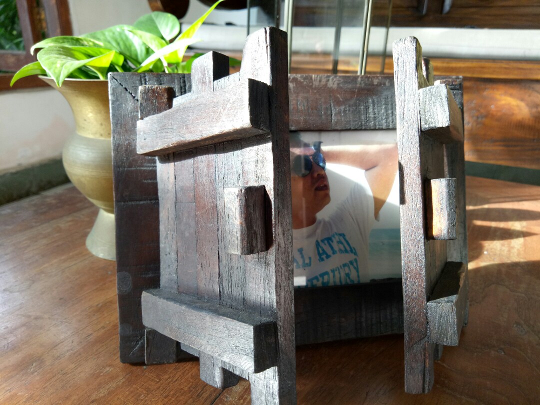 Frame Photo Kayu Motif Pintu Dari Bangkok Design Craft Handmade
