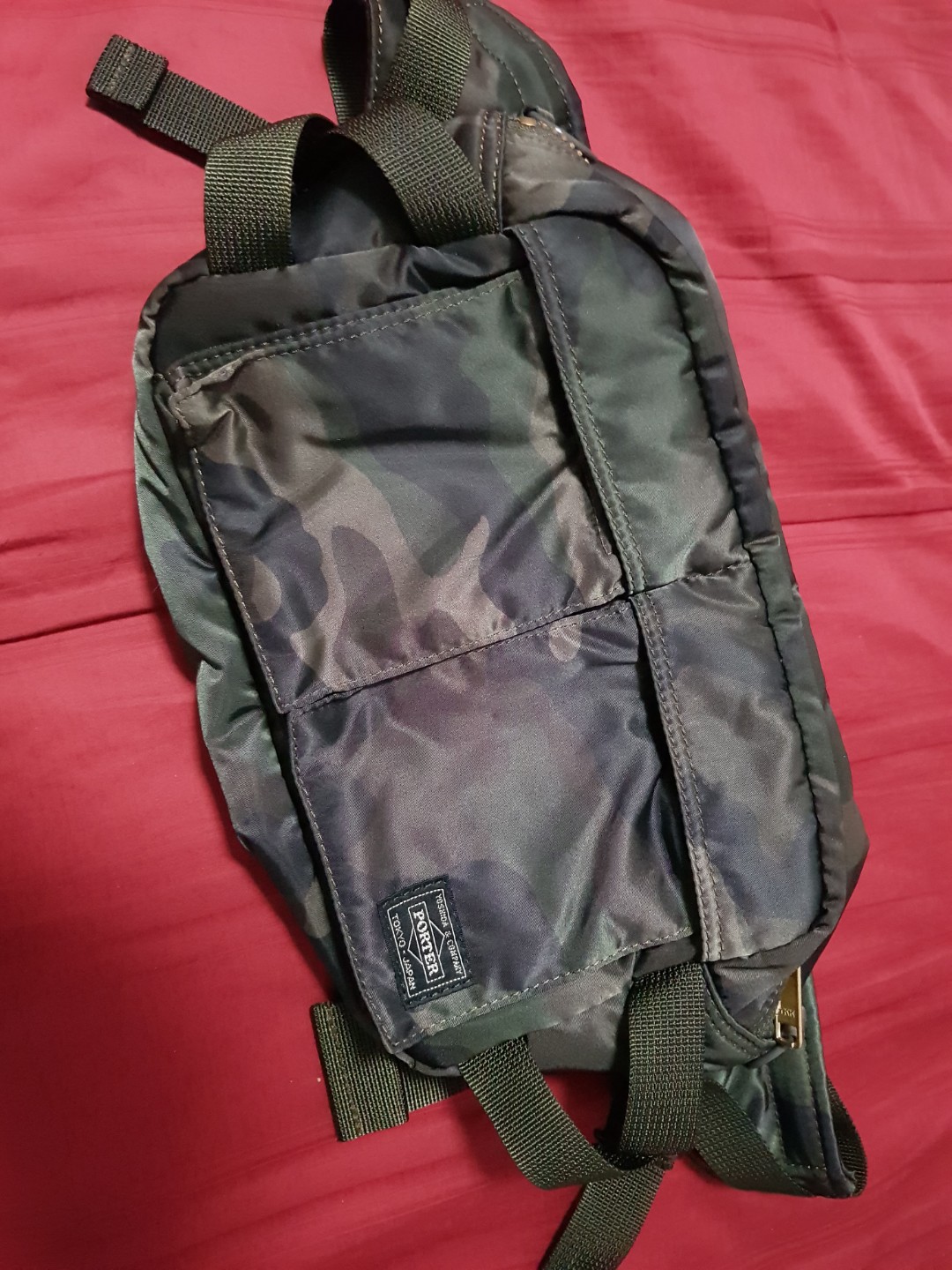 HeadPorter Tanker 30th Anniversary Waist Pouch Olive Camo, Men's Fashion,  Bags, Belt bags, Clutches and Pouches on Carousell