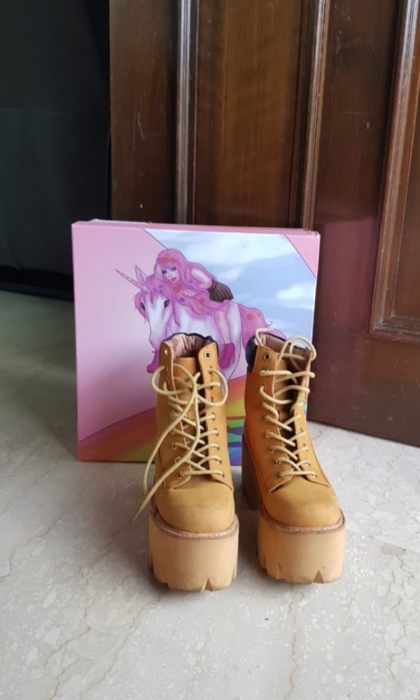 jeffrey campbell nirvana