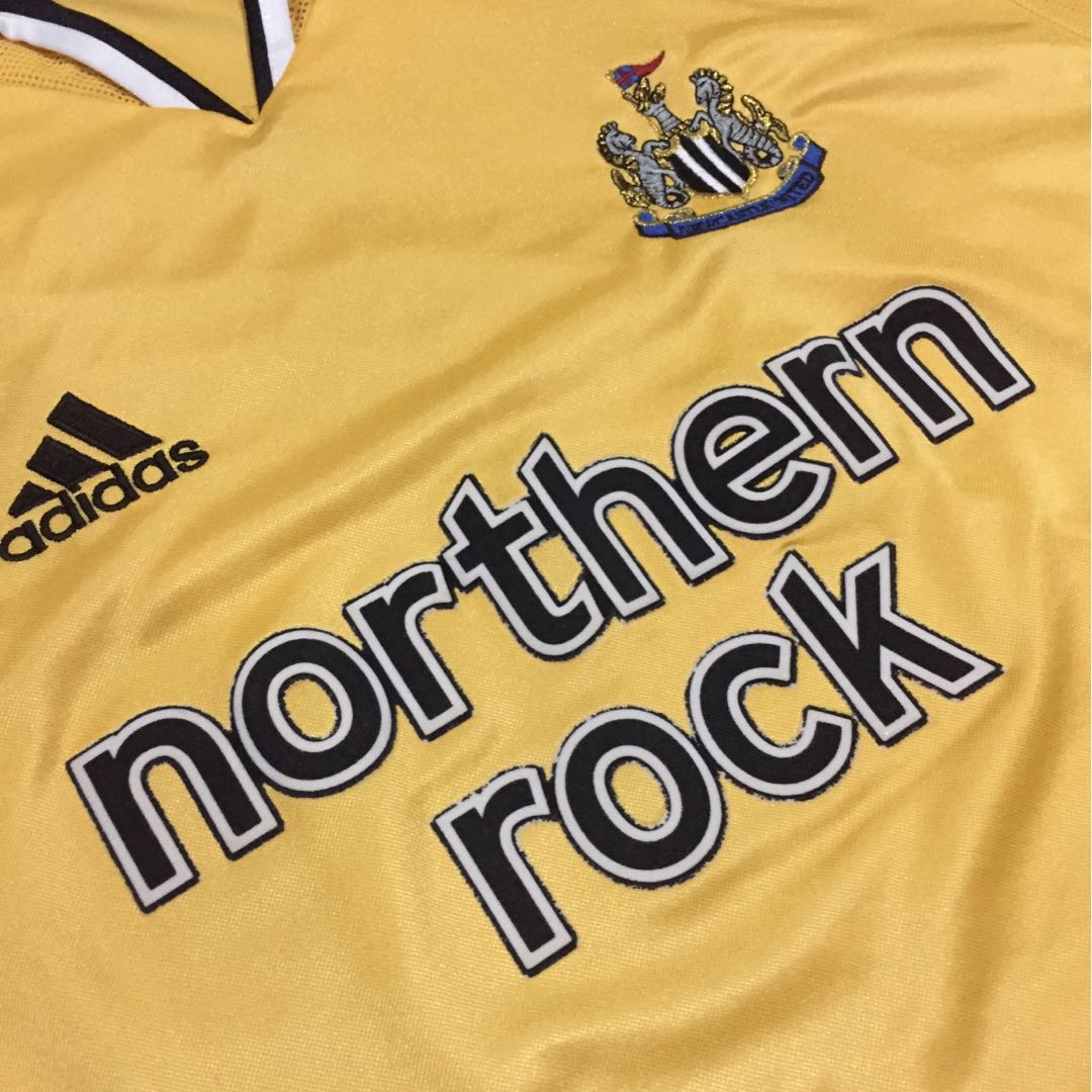 Newcastle United 04/05 3rd Kit, Sports Equipment, Other Sports
