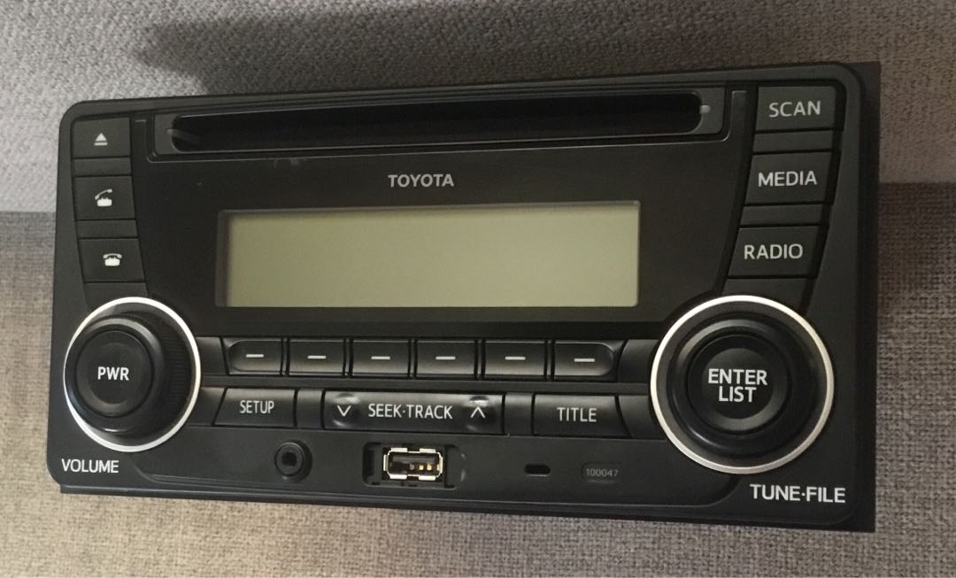 Toyota OEM 2 Din Head unit, Car Parts & Accessories on Carousell