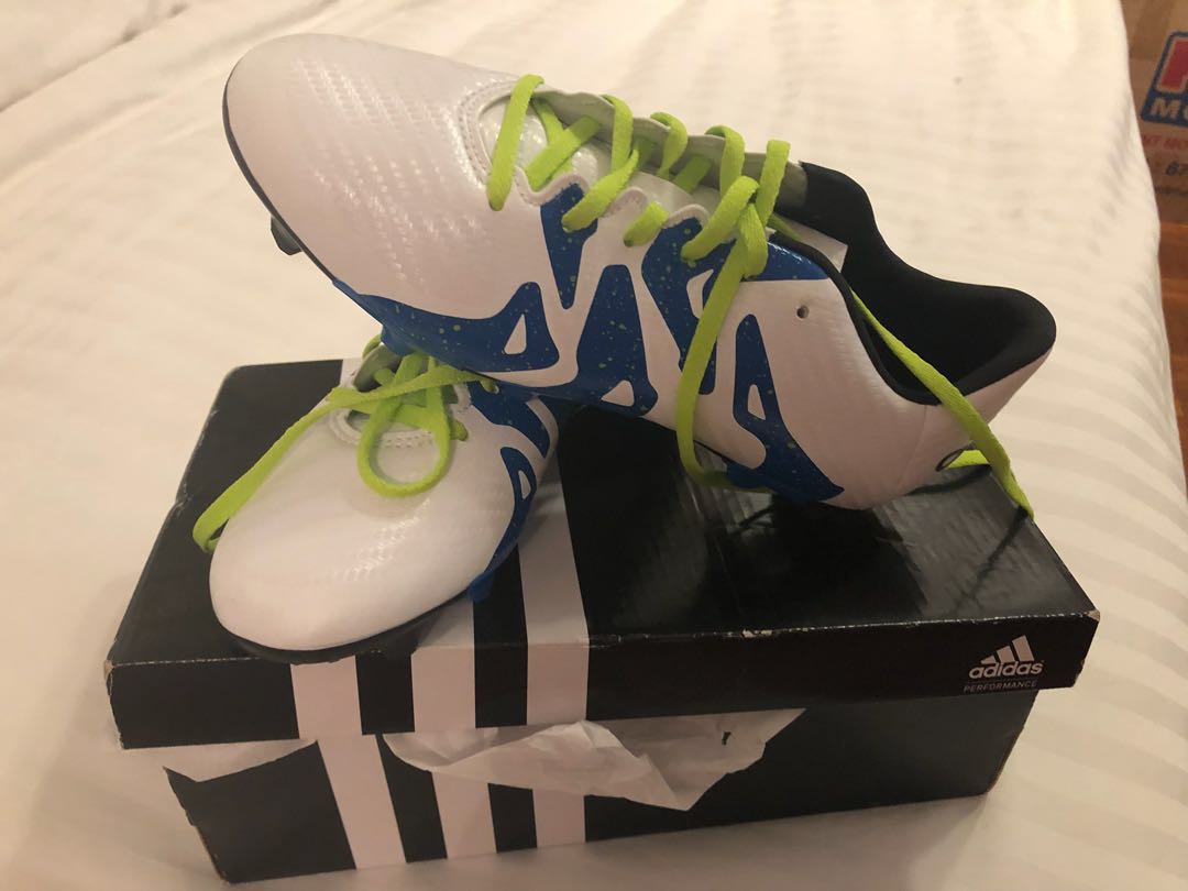Adidas football boots size 34, Babies 