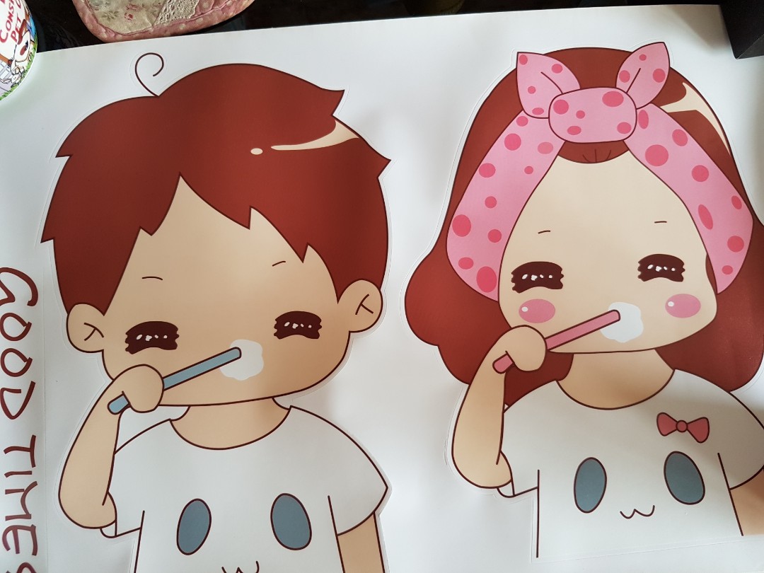 Cute Couple Wallpaper Everything Else On Carousell