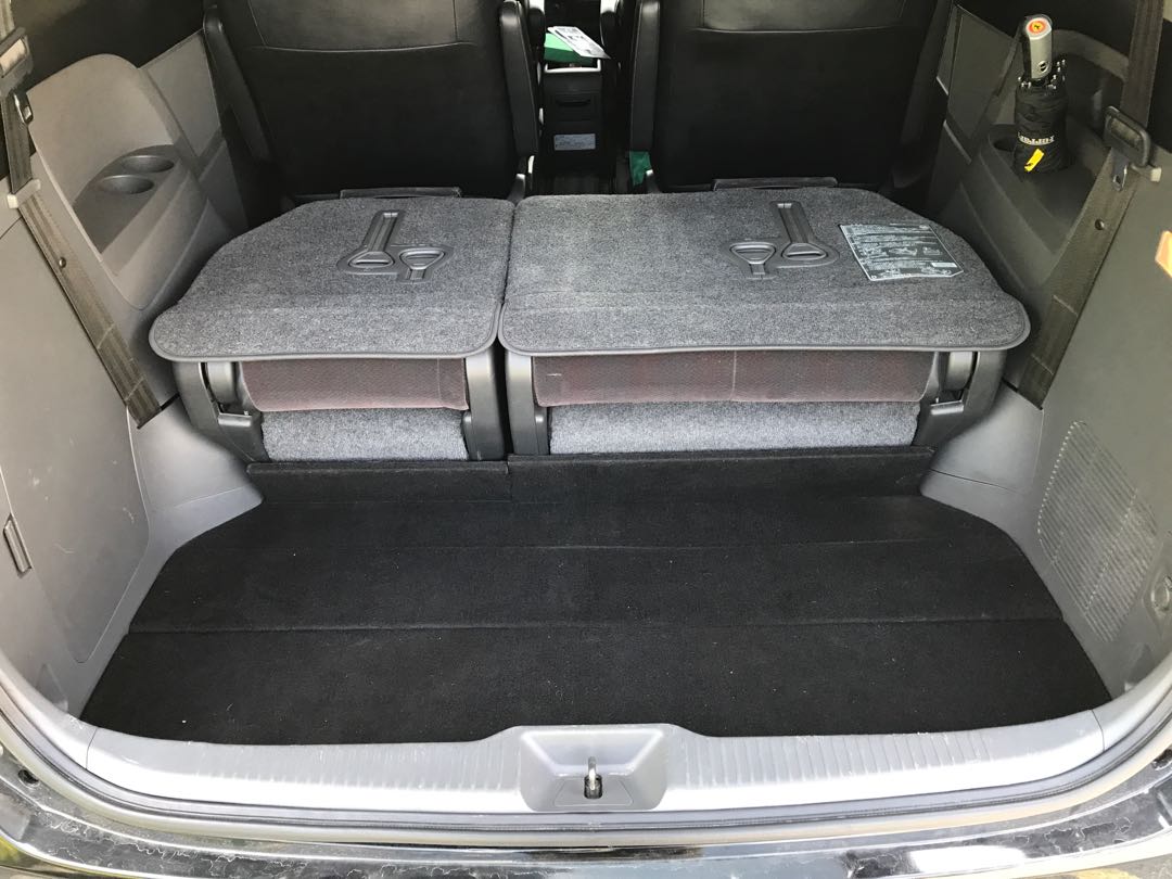 toyota estima boot cover