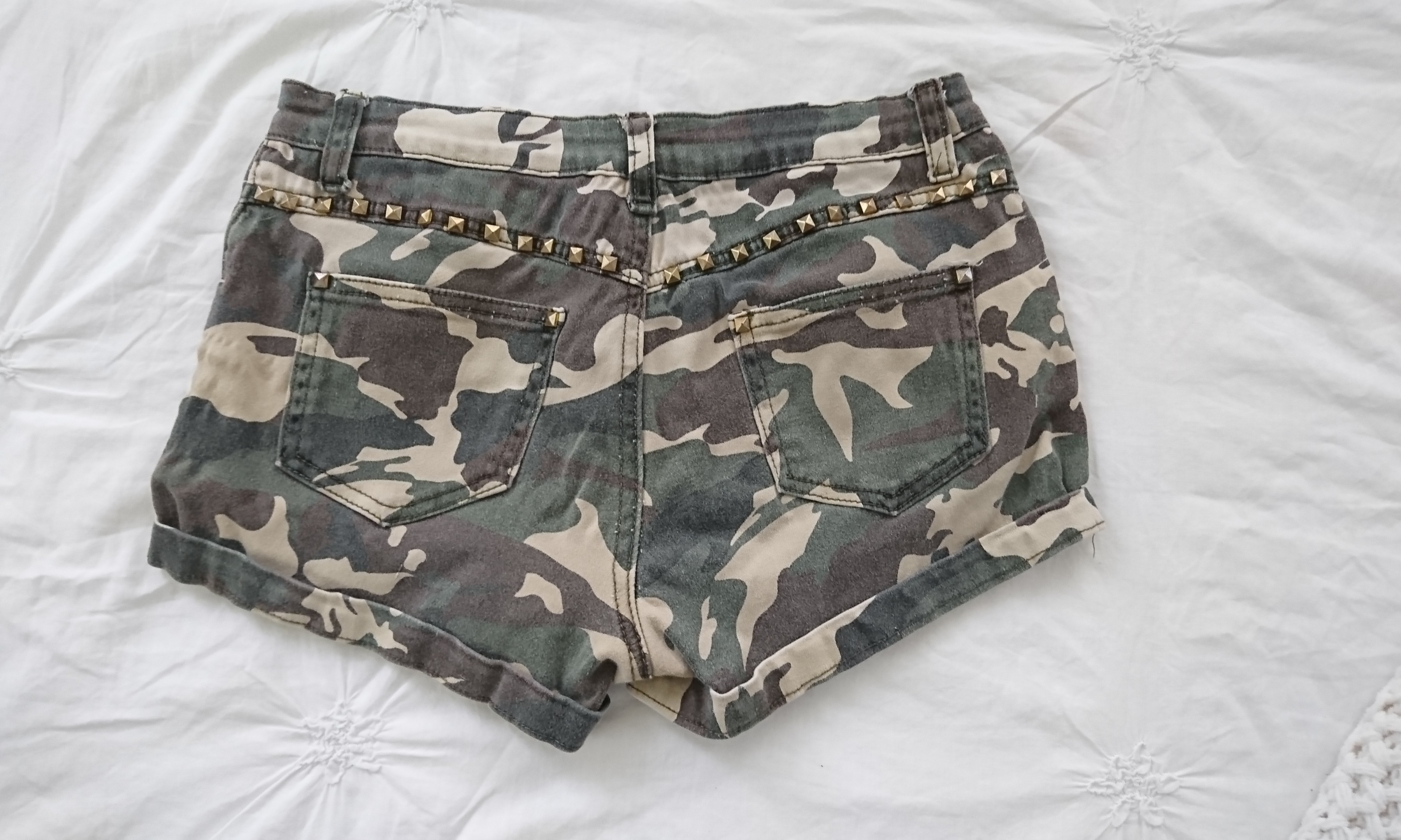 gold cargo shorts