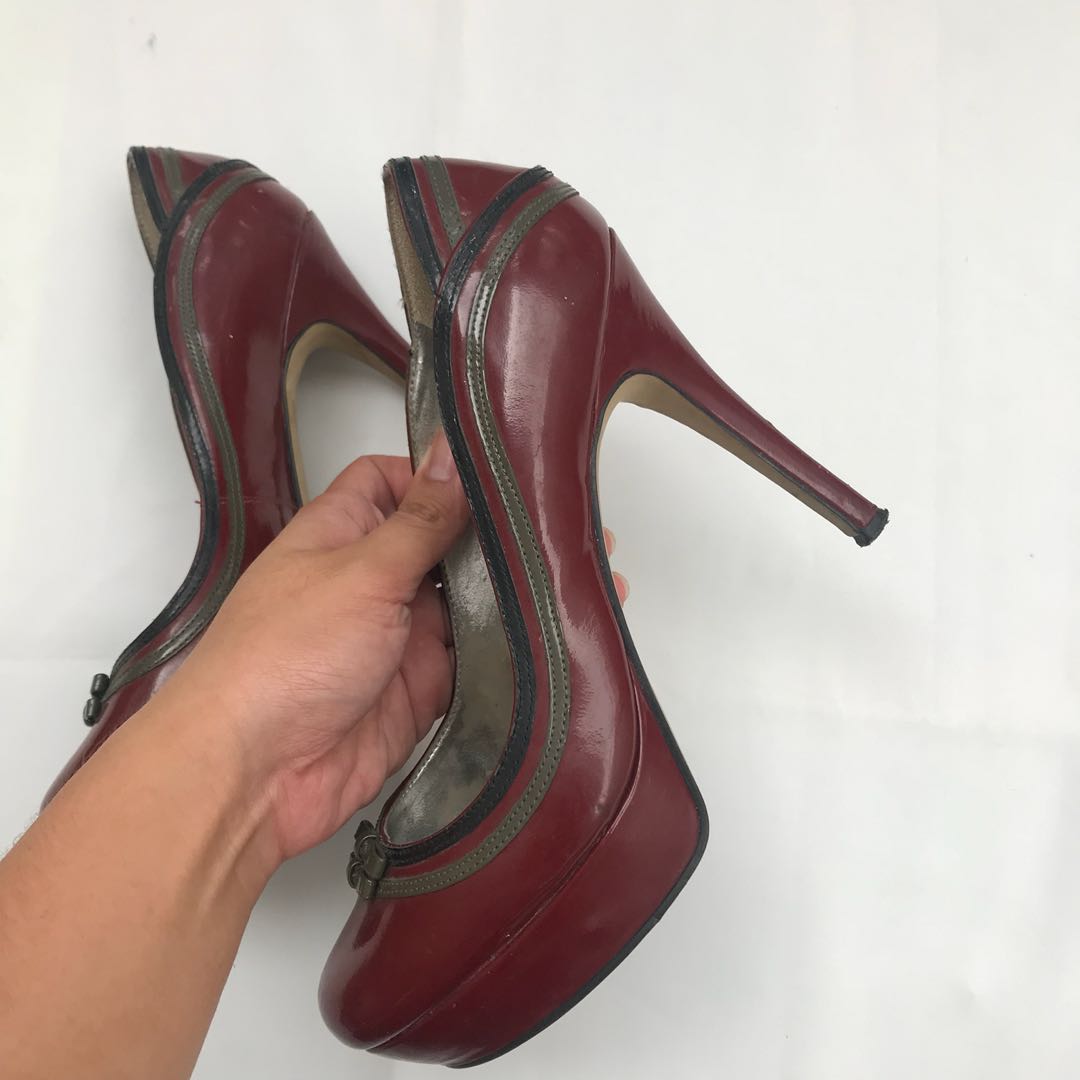 high heels guess shoes