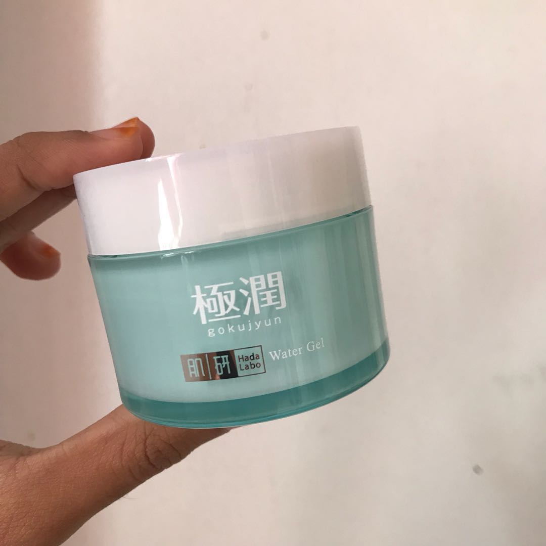 hada labo water gel moisturiser
