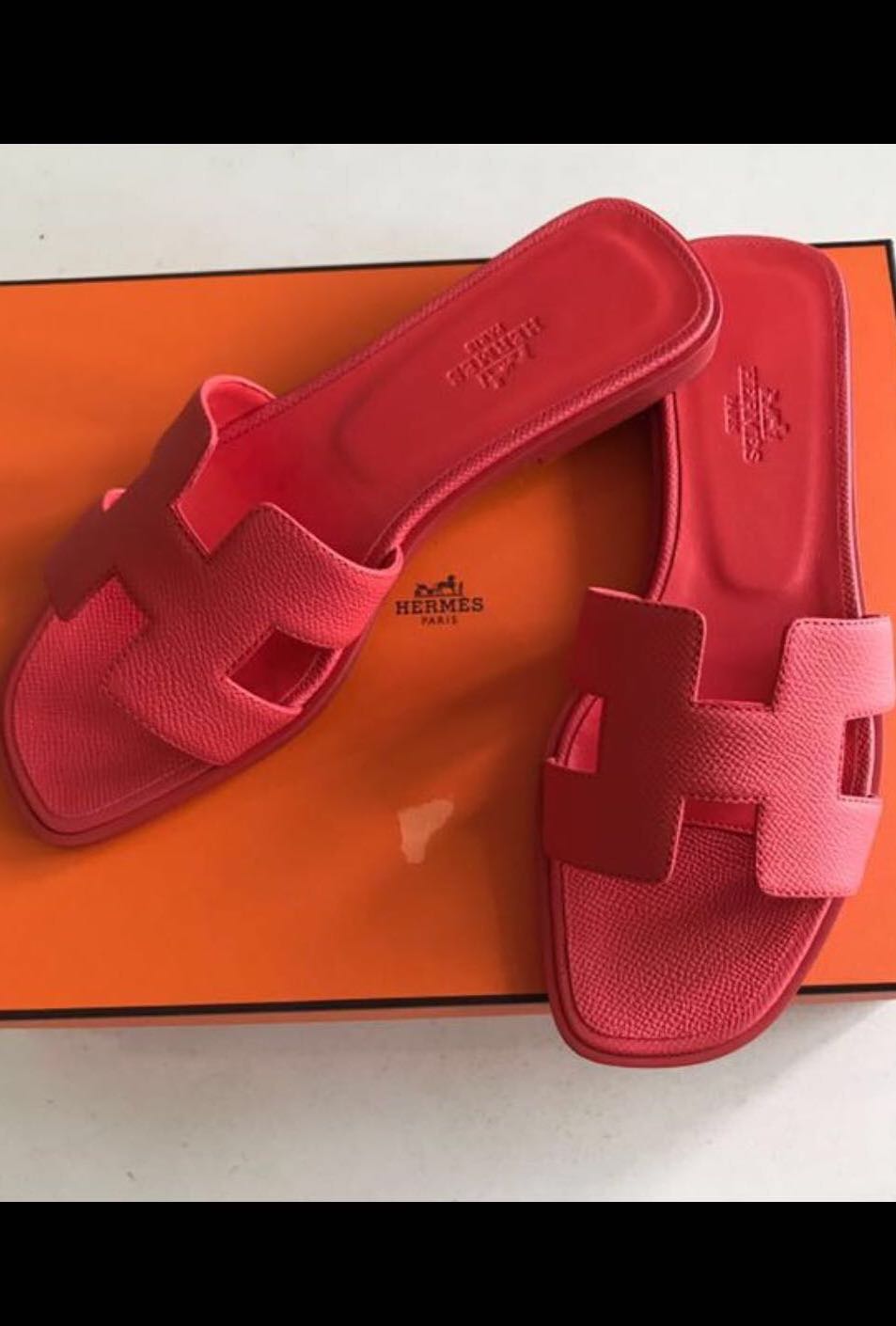 Hermes Oran red Sandals / flats 37 
