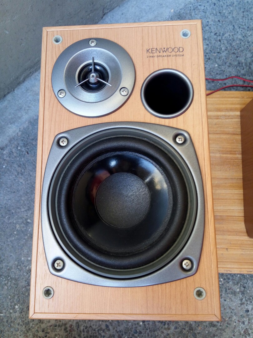 Kenwood bookshelf speaker with mini bluetooth amplifier, Audio