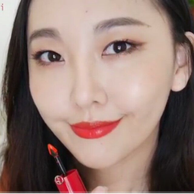 Lip magnet 300 outlet