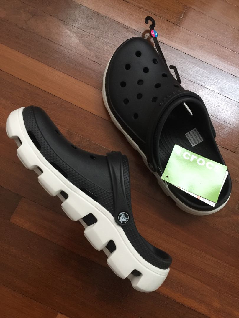 crocs duet white