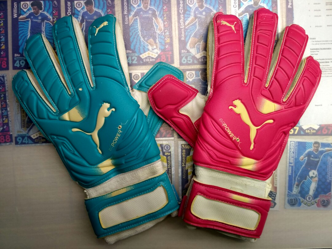 puma evopower pink and blue gloves