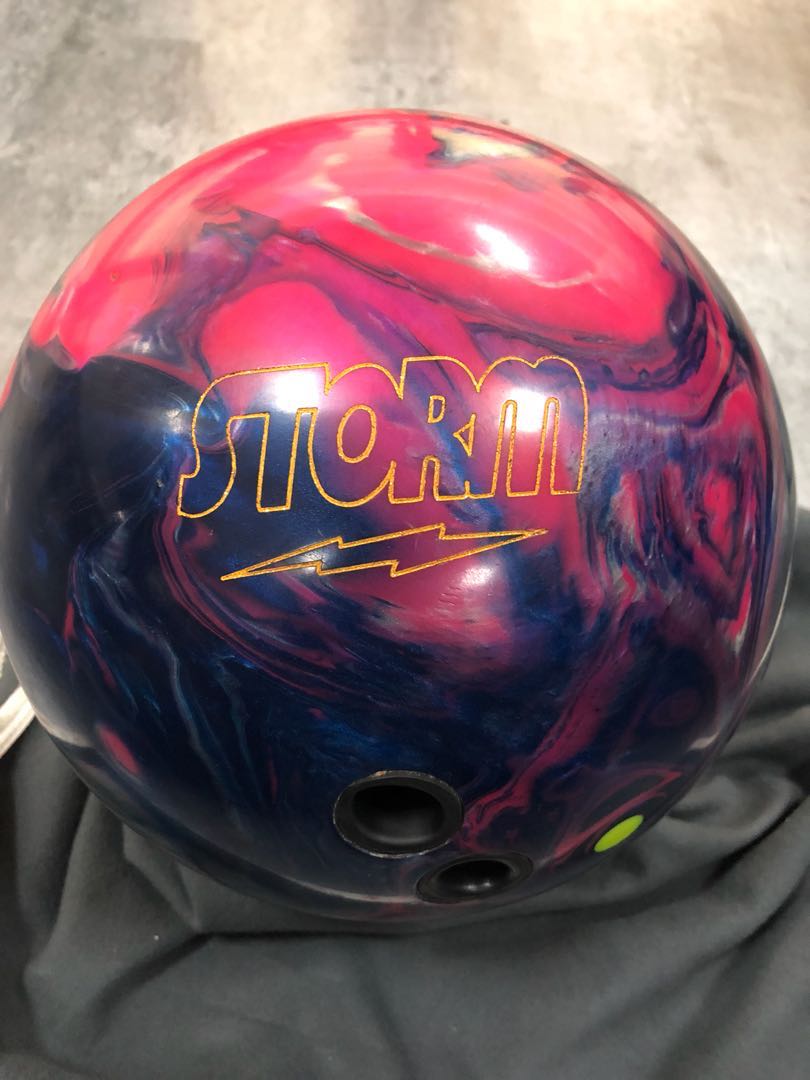 Storm Timeless SE bowling ball, Sports Equipment, Sports & Games