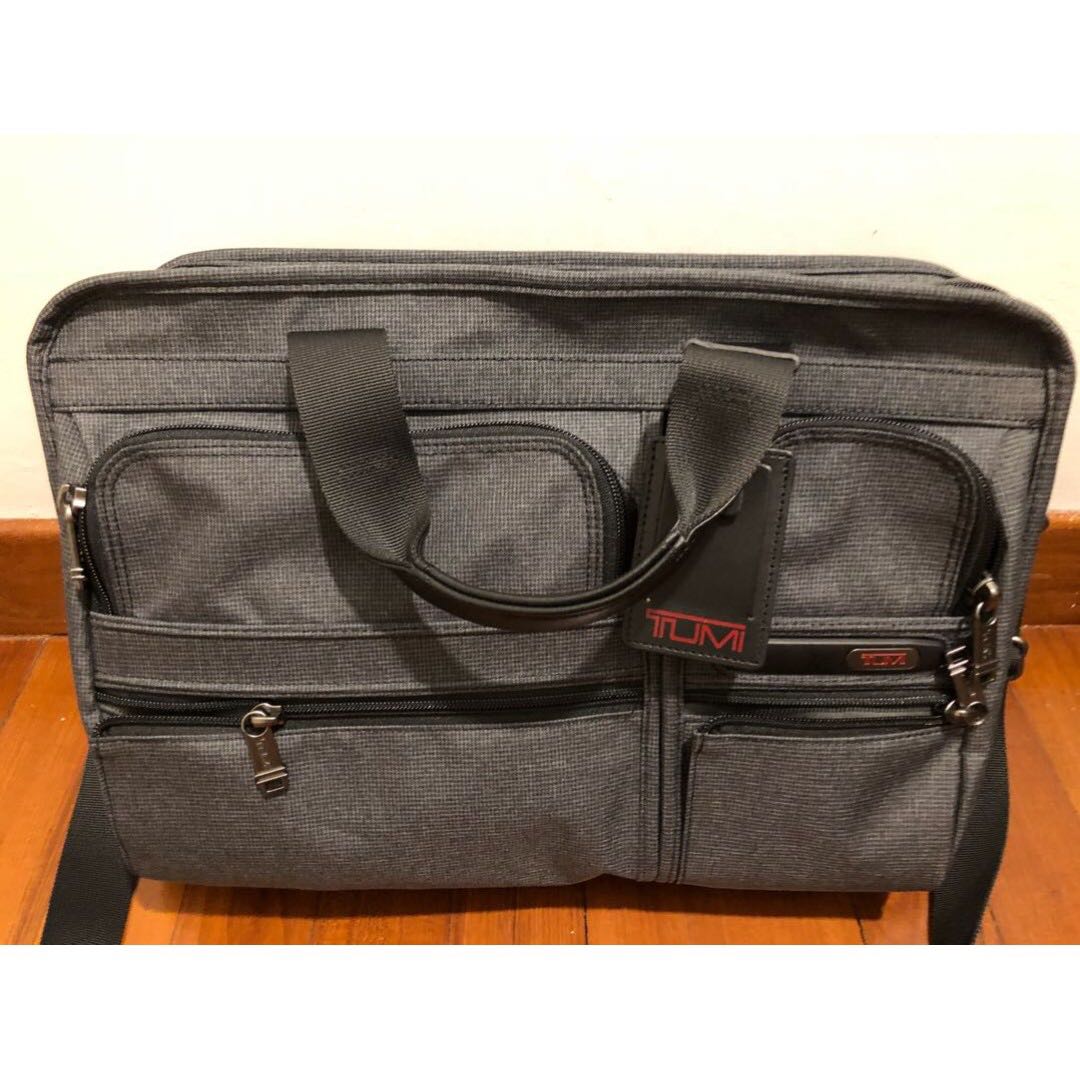 Tumi organizer portfolio brief sale
