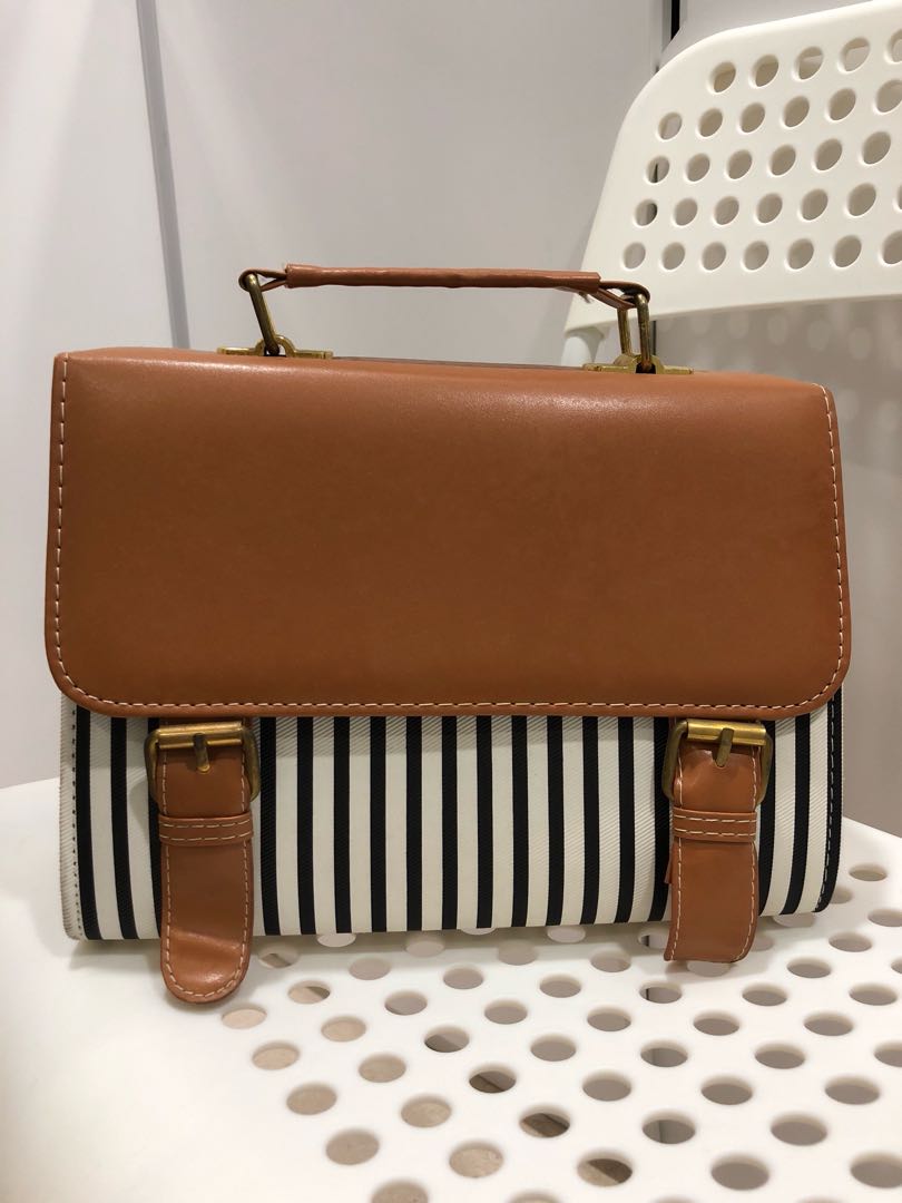 striped sling bag
