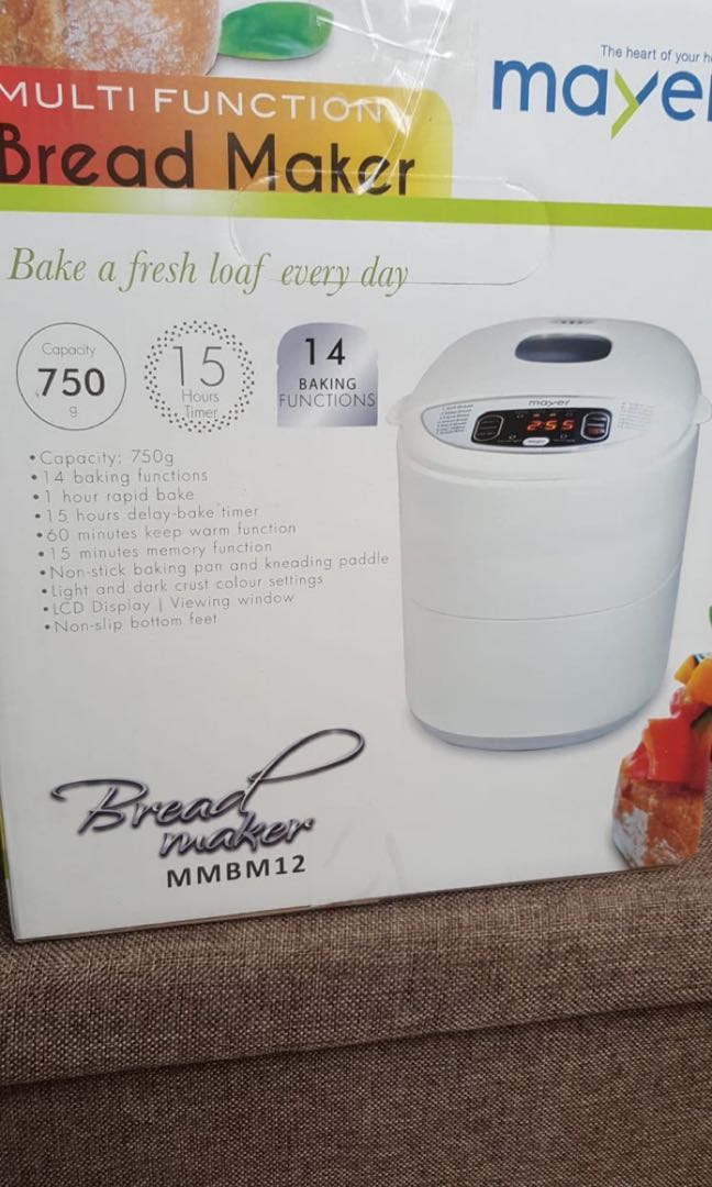 Bread Maker (Category: Coffee Machines & Makers) located in Singapore. Submitted by rikuo (Listing ID 172051367, Image 3). Description: Product is brand new, only open to check..