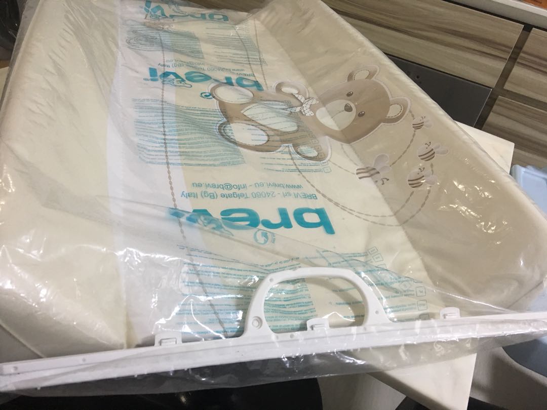 Diaper changing top, Babies & Kids, Bathing & Changing, Changing Mats