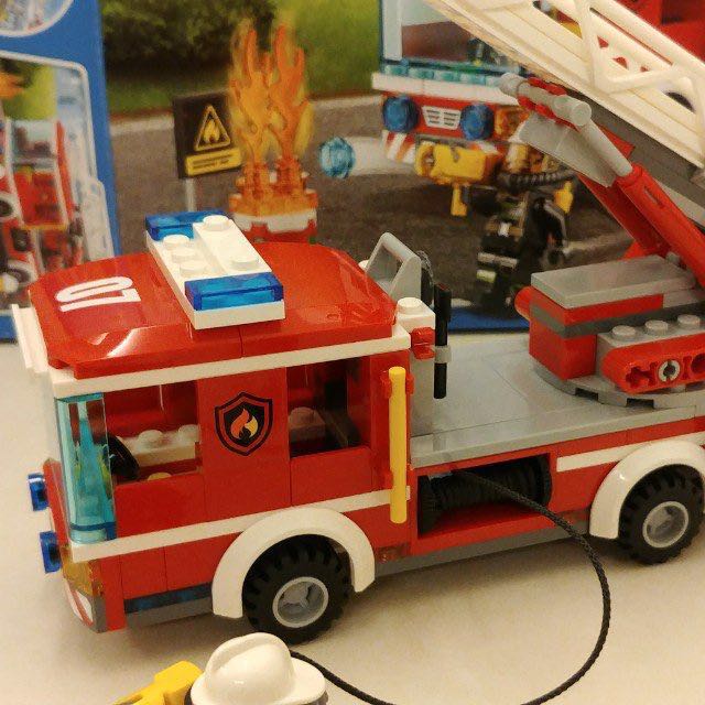 Lego City Fire Ladder Truck 60107 Toys Games Bricks Figurines