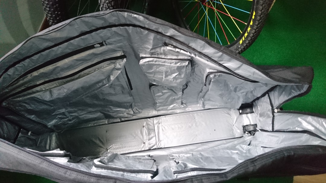 lifeline complete bike and wheel bags