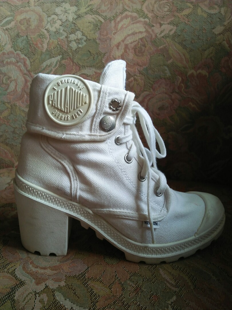 Palladium Boots, Women's Fashion, Shoes 