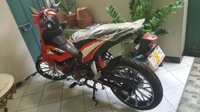 rusi zx 125