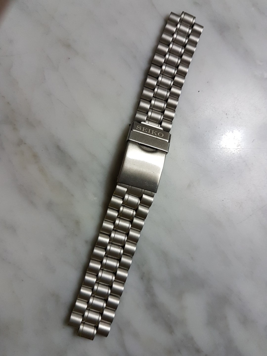 Seiko 18mm S/S Vintage bracelet for Sports or Diver's Watch., Women's  Fashion, Watches & Accessories, Watches on Carousell