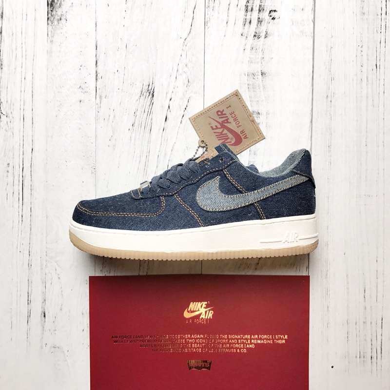 levis x nike air force 1