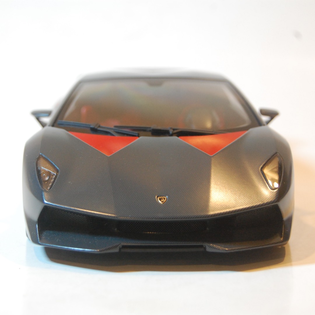 1:18 AUTOart Lamborghini Sesto Elemento, Hobbies & Toys, Toys & Games on  Carousell