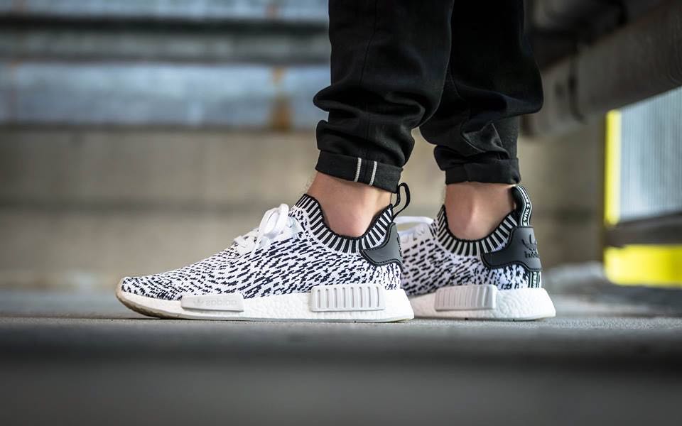 Nmd r1 store pk sashiko