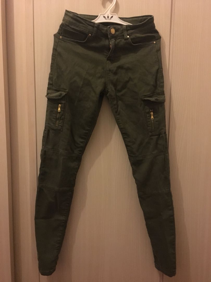 green tight cargo pants
