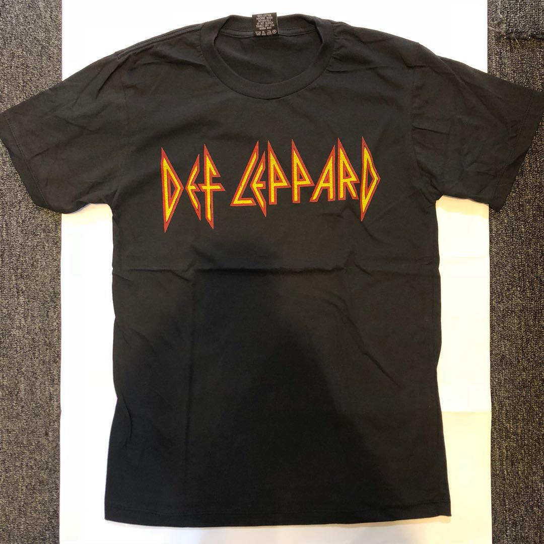 Def Leppard Logo T Shirt Band Merch M L Men S Fashion Clothes Tops On Carousell