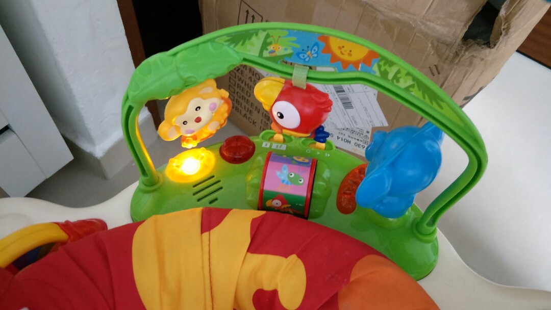Fisher Price Jumperoo (Rainforest), Babies & Kids, Infant Playtime on