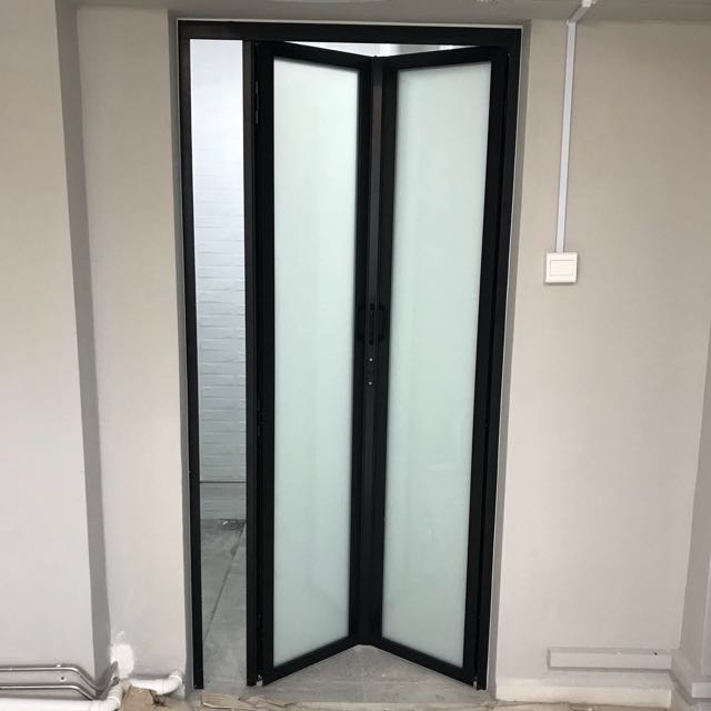 Heavy Duty Folding Door On Carousell