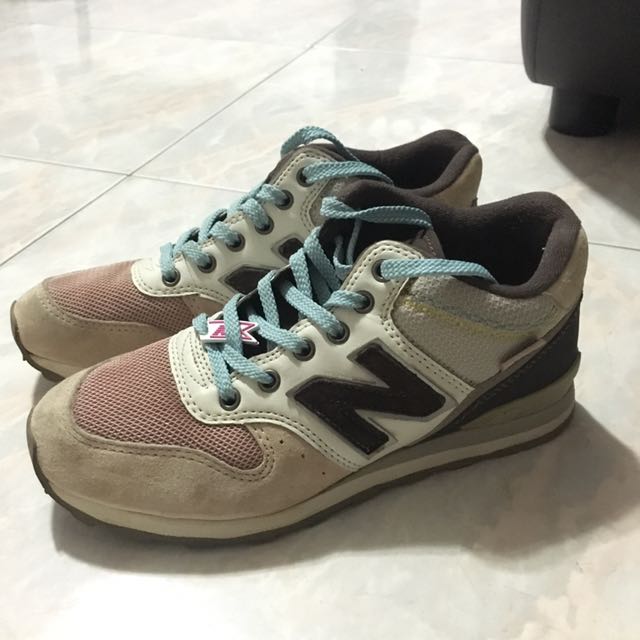 new balance baby pink shoes