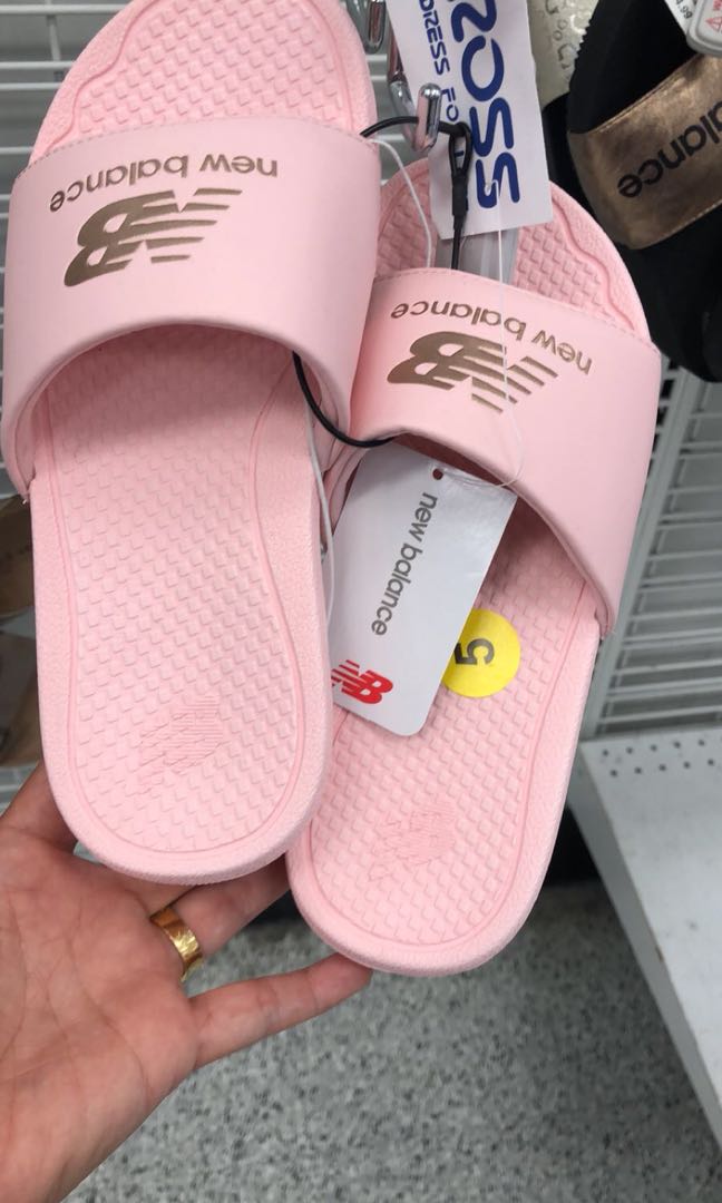 sandal new balance terbaru